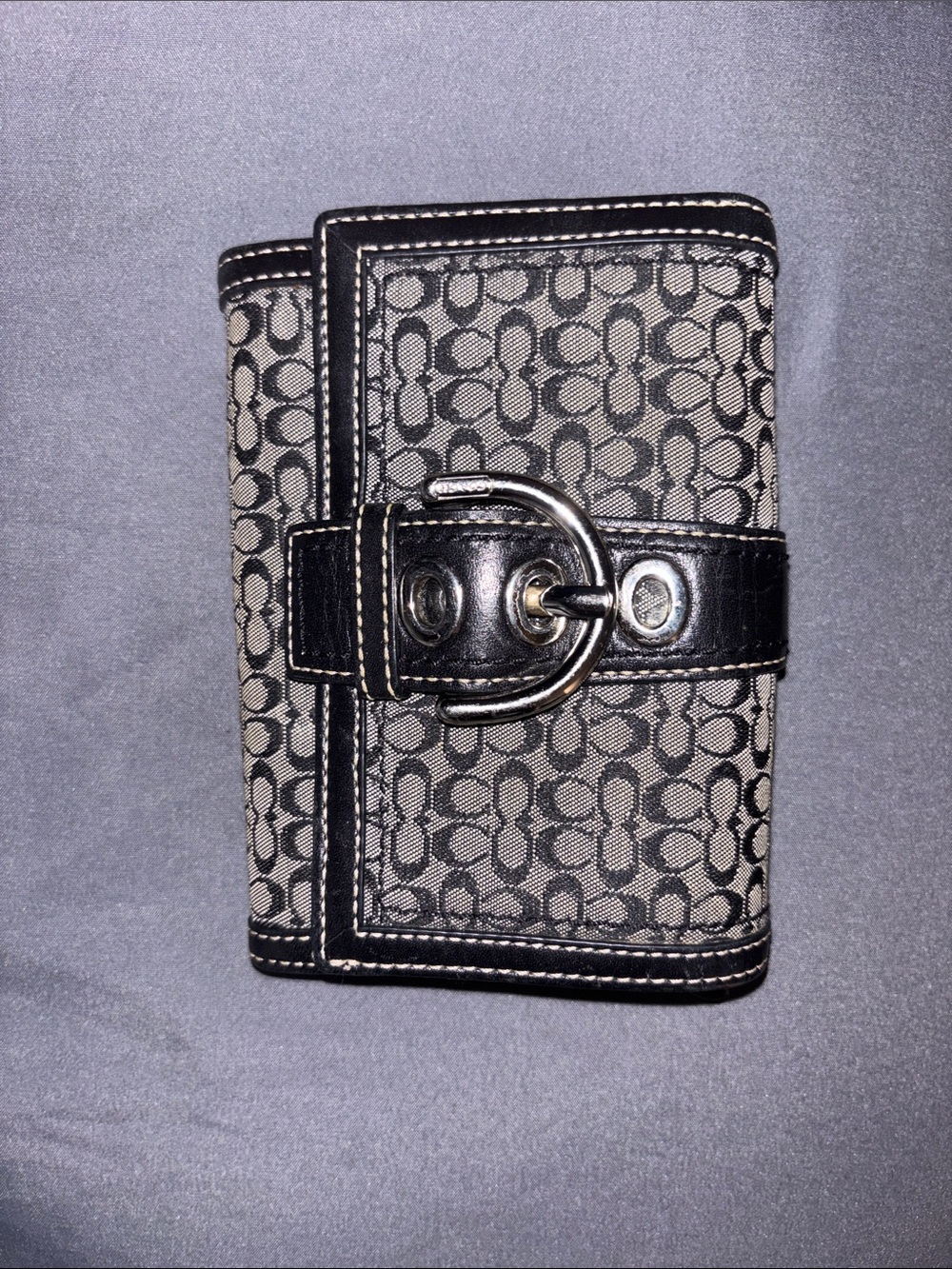 Coach Black Signature Design Buckle Card Holder Wallet